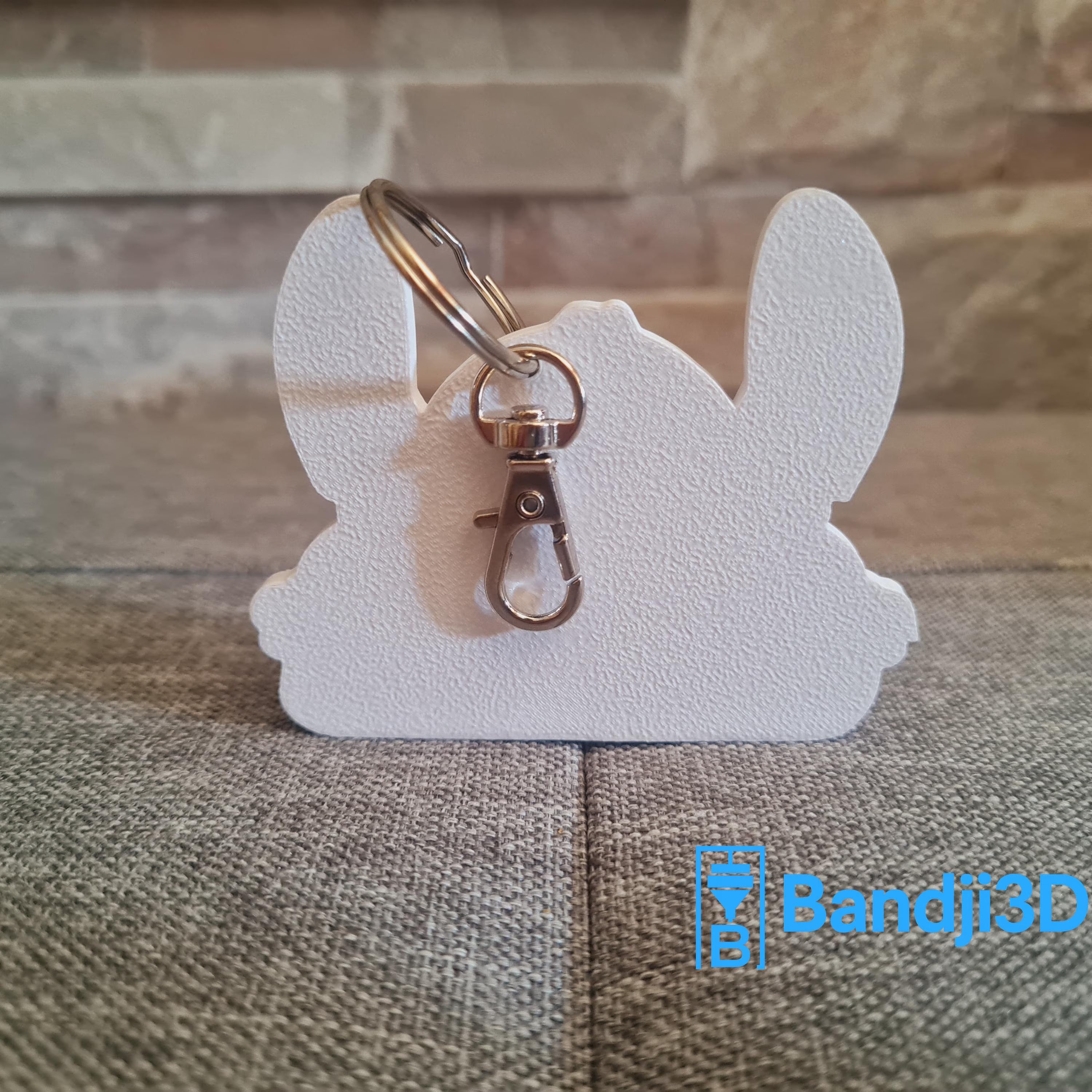Porte-clés Stitch personnalisé – Accessoire mignon avec prénom gravé – Cadeau fan Disney