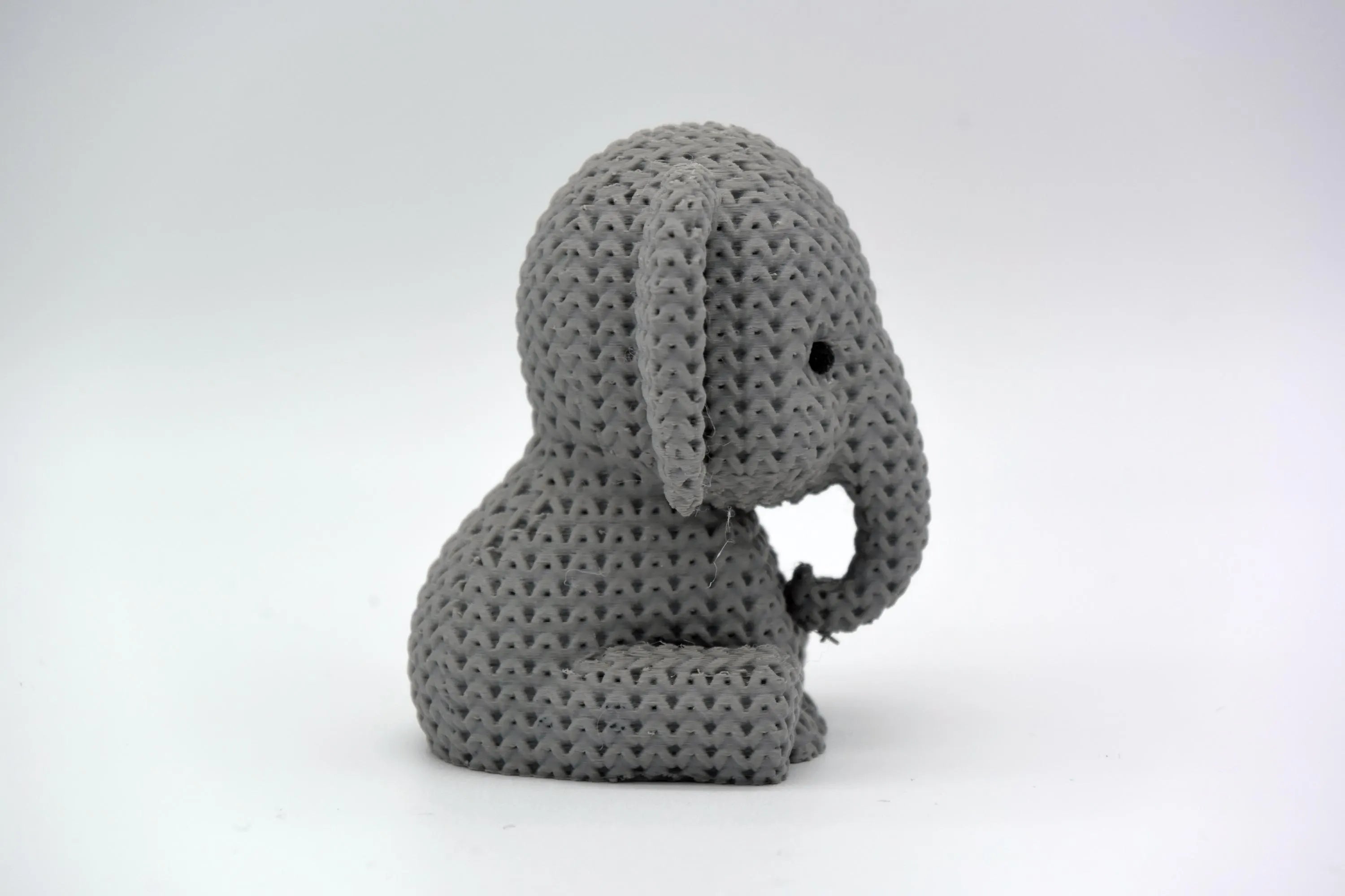 Figurine éléphant tricot 3D • Sculpture artisanale • Déco safari • 3 tailles et 14 couleurs