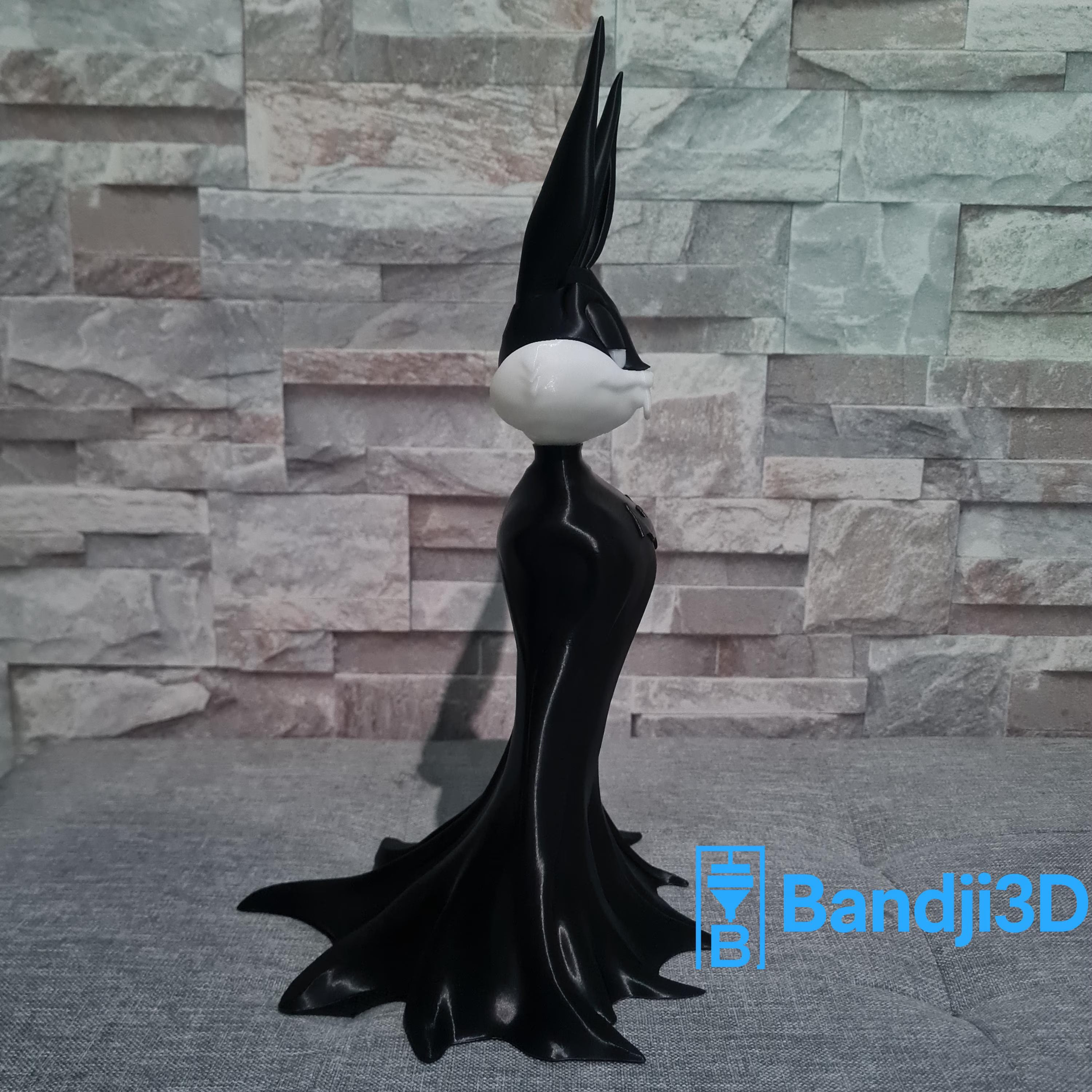 Figurine inspirée de l’univers Bugs Bunny Style Batman – 30 cm – Couleur Personnalisable – Décoration Geek Pop Culture Impression 3D