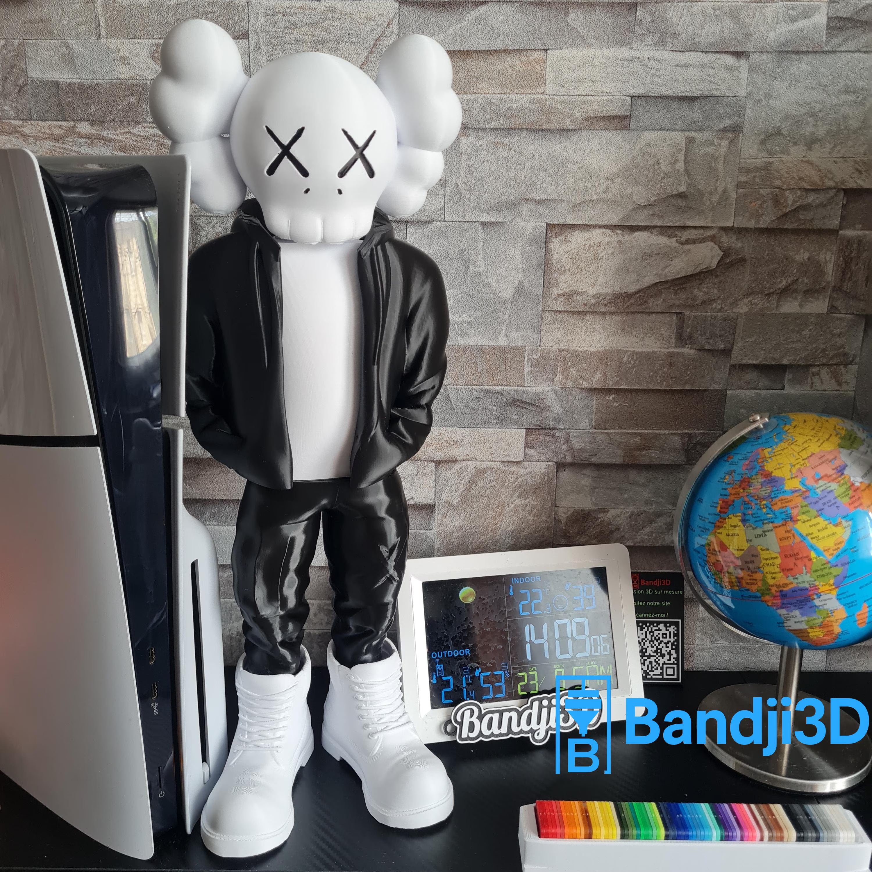 Sculpture inspirée de l’univers KAWS – Art déco moderne – Figurine collector – Décoration chic pour maison & bureau – Cadeau idéal