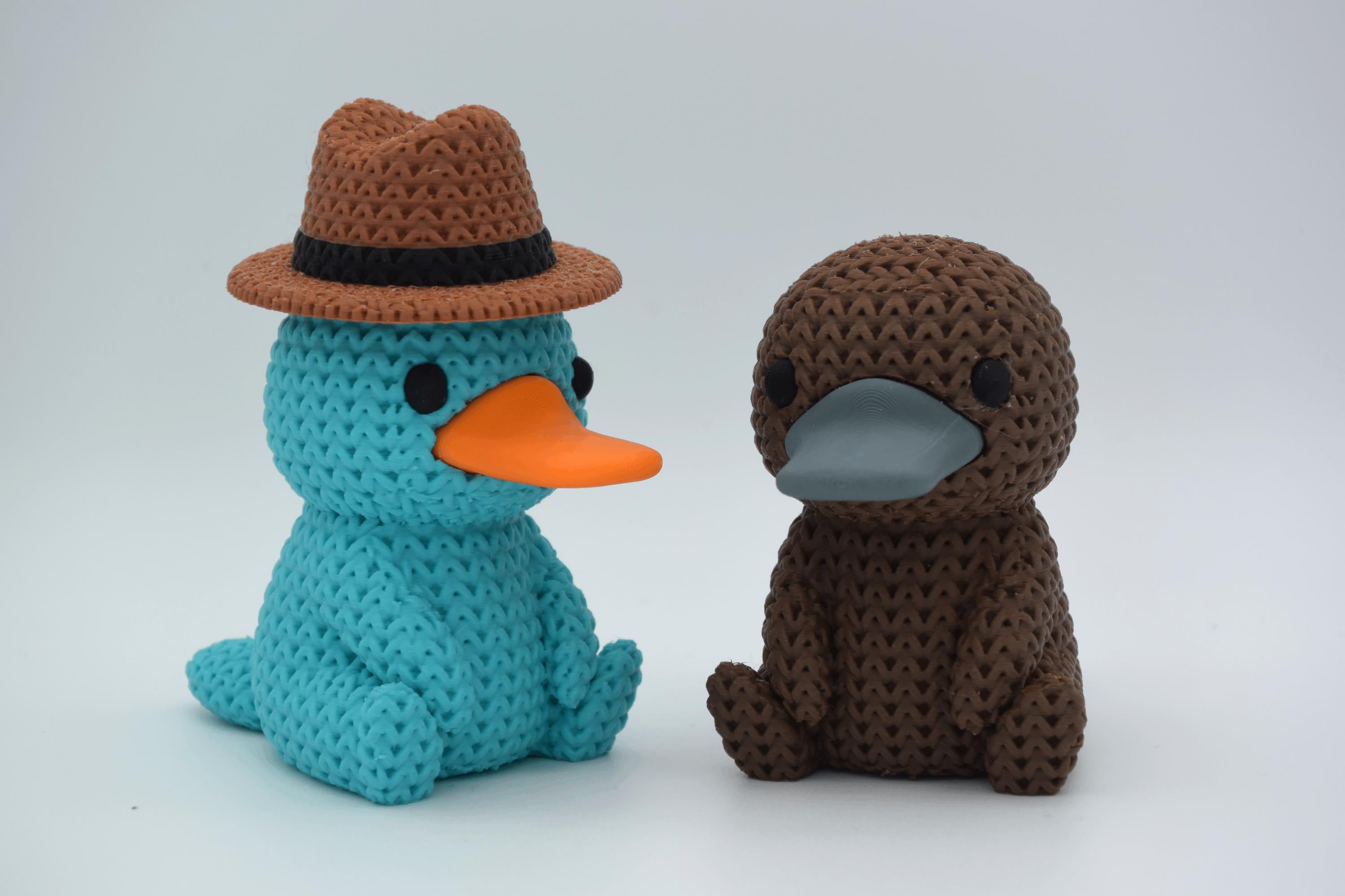 Figurine ornithorynque tricot 3D • Sculpture artisanale rare • Cadeau original • 3 tailles et 14 couleurs