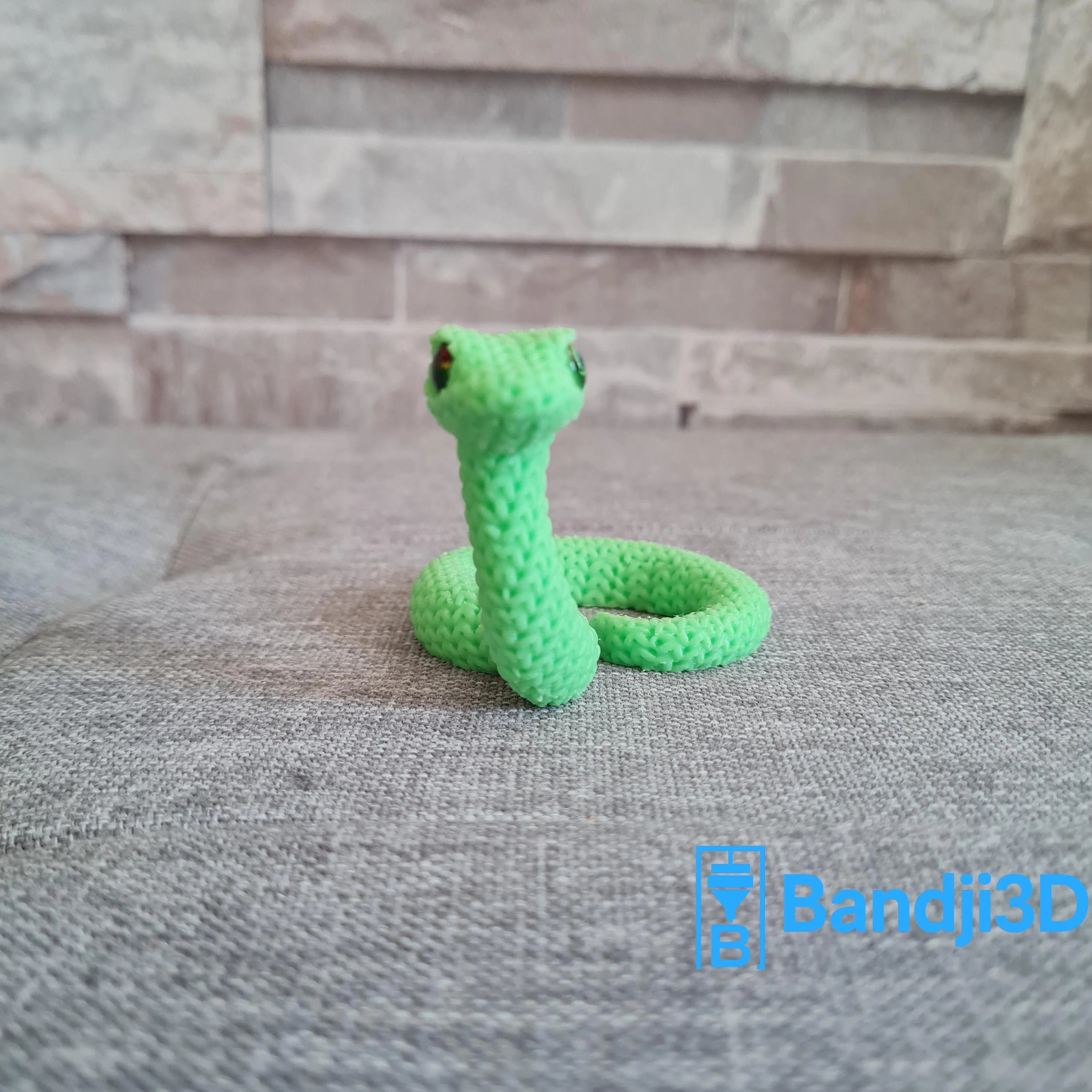 Figurine serpent tricot 3D • Sculpture artisanale • Déco exotique • 3 tailles et 14 couleurs