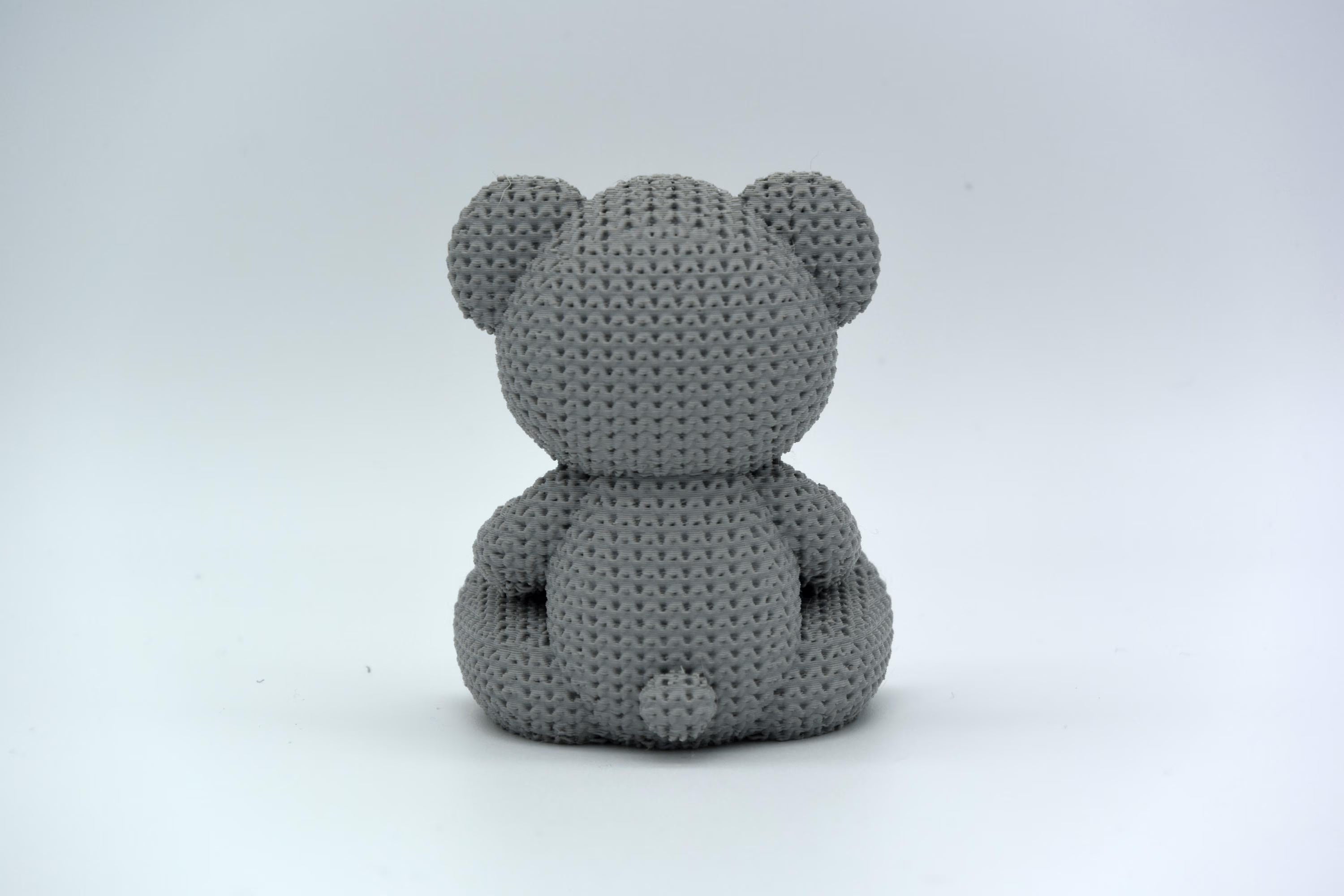 Figurine ourson tricot 3D avec cœur • Sculpture artisanale mignonne • Cadeau romantique • 2 tailles et 14 couleurs
