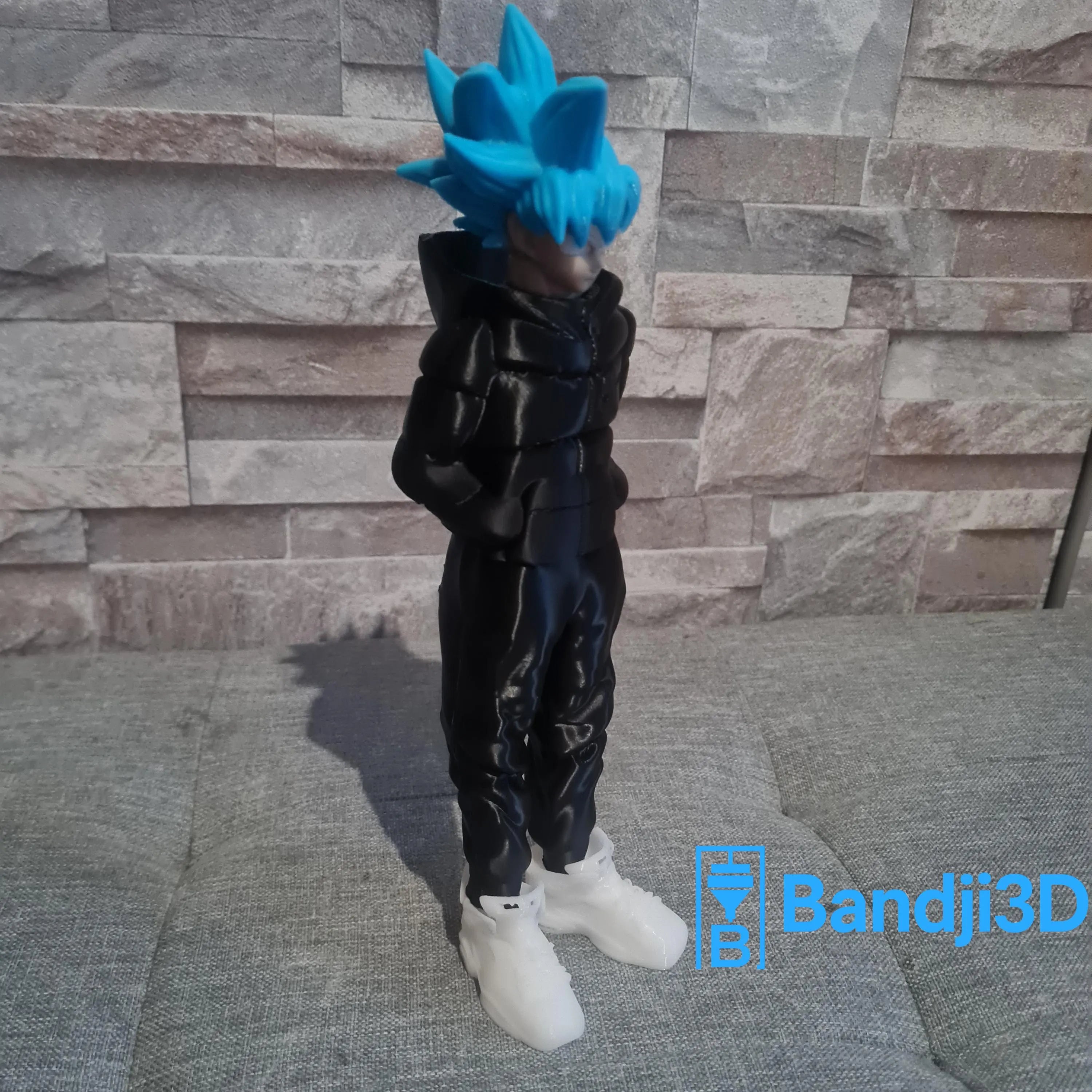 Figurine inspirée de l’univers son goku Saiyan Streetwear – Personnalisable (env. 25 cm) Impression 3D
