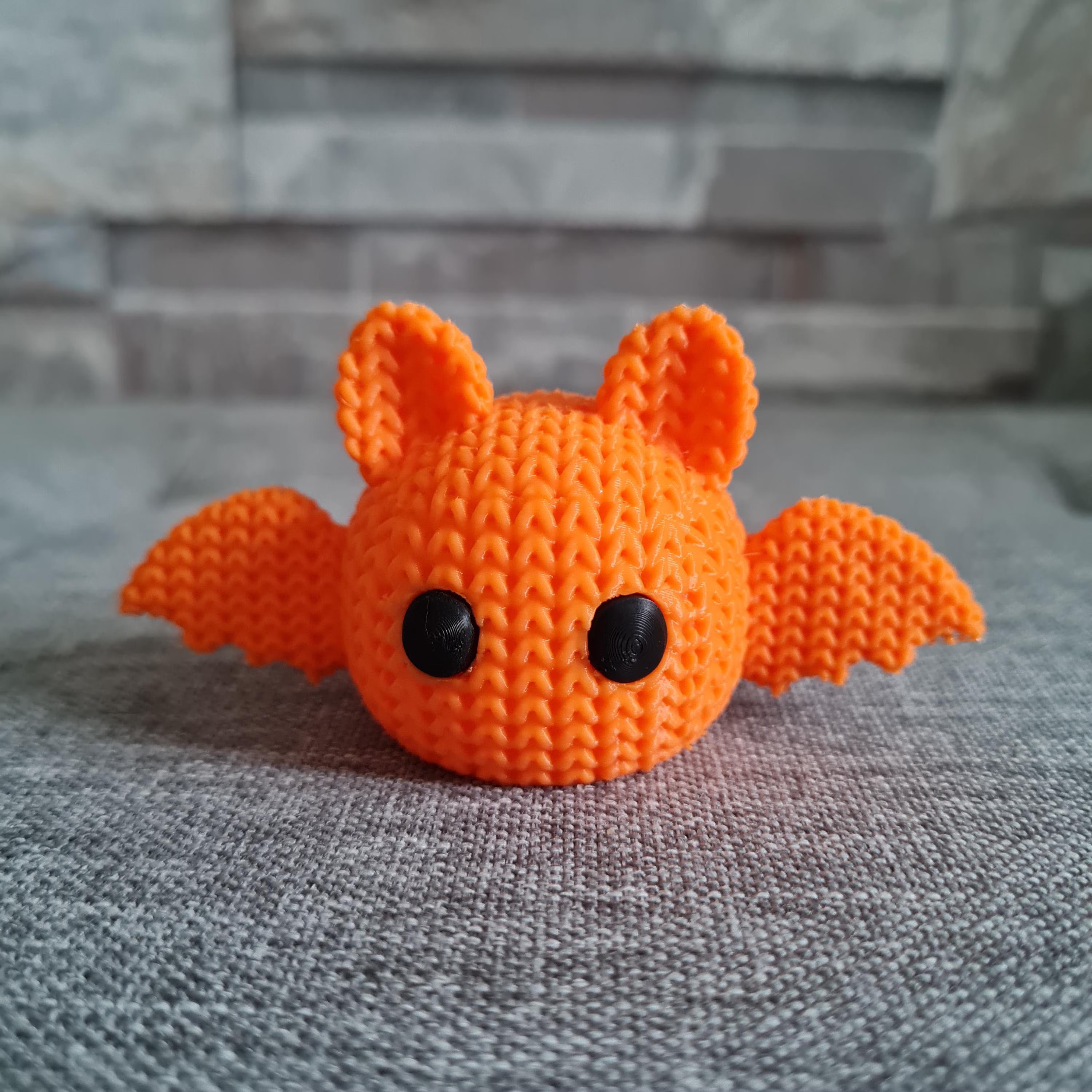 Chauve-souris Halloween – Figurine tricotée en 3D – Déco automne cosy