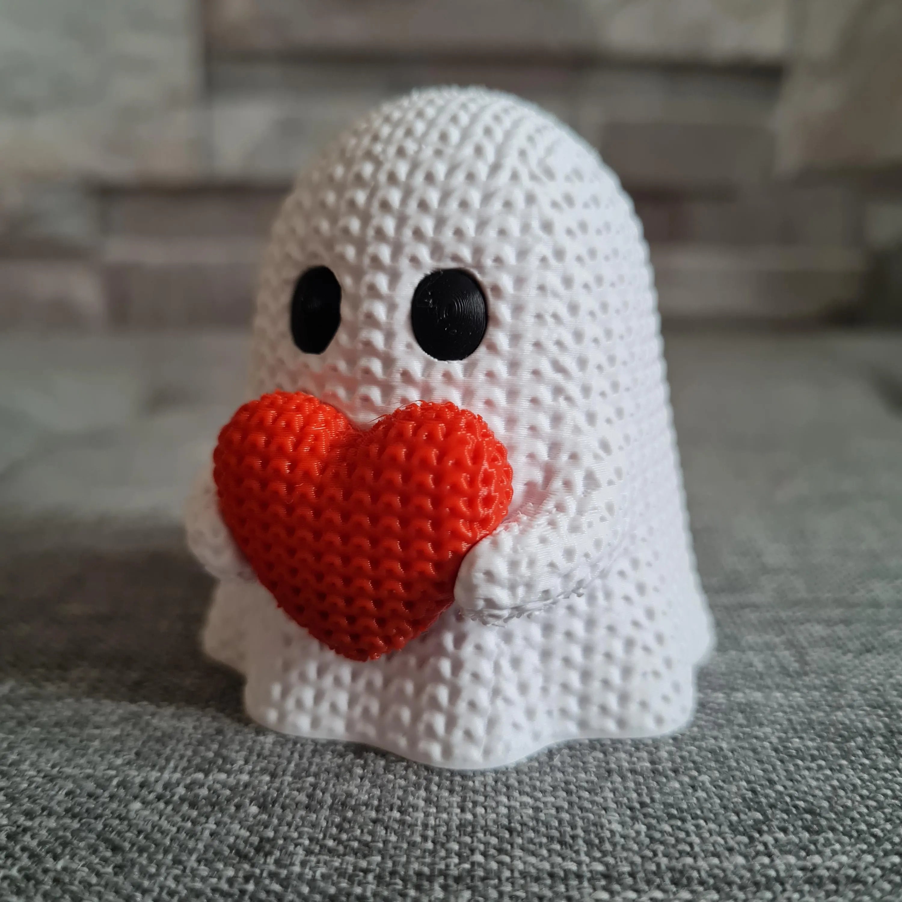 Décoration fantôme effet tricot – Halloween et Saint-Valentin – Figurine 3D