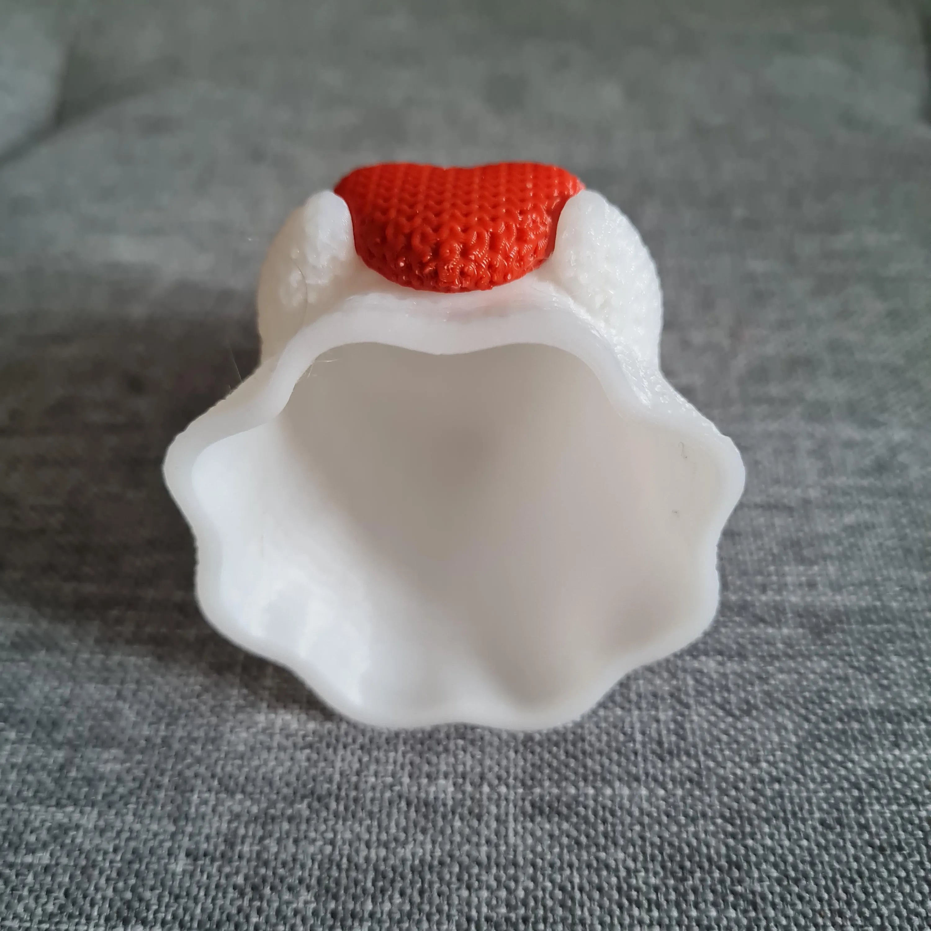 Fantôme effet tricot avec cœur – Photophore Halloween / Saint-Valentin – Impression 3D