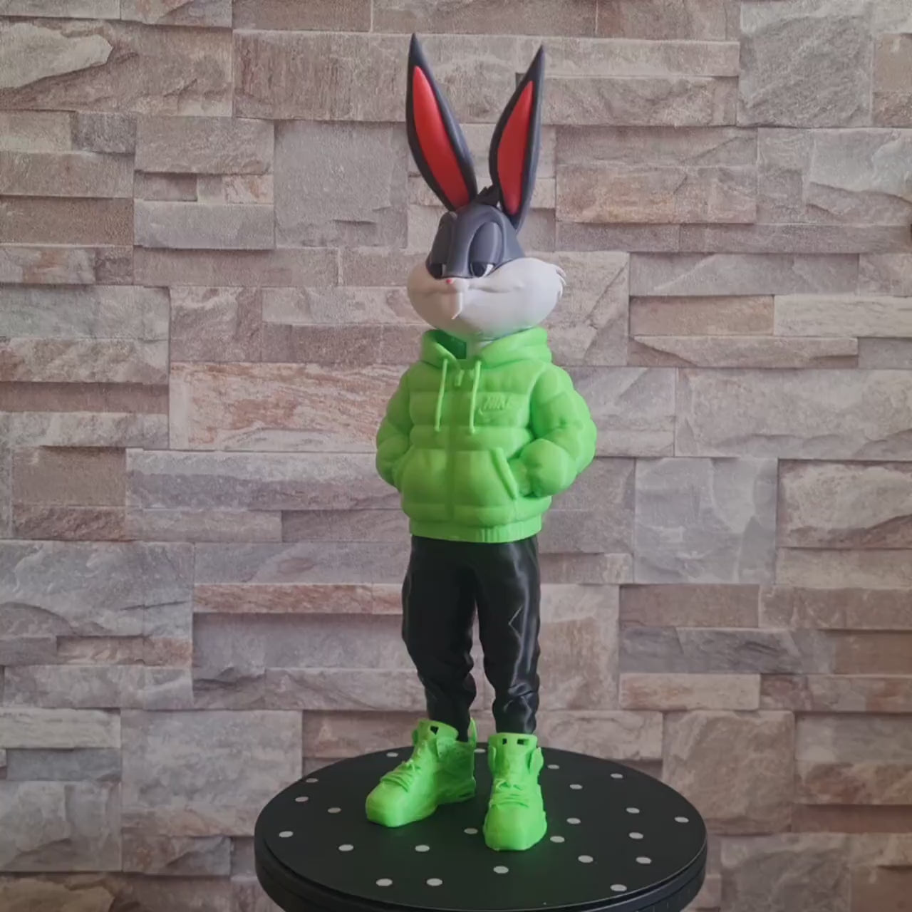 Figurine  inspirée de l’univers Bugs Bunny streetwear personnalisable – Statue déco cartoon en impression 3D – Cadeau original