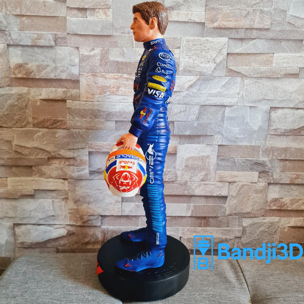 Figurine pilote de course F1 Max Verstappen – Statue impression 3D peinte à la main avec socle – Collection sport automobile