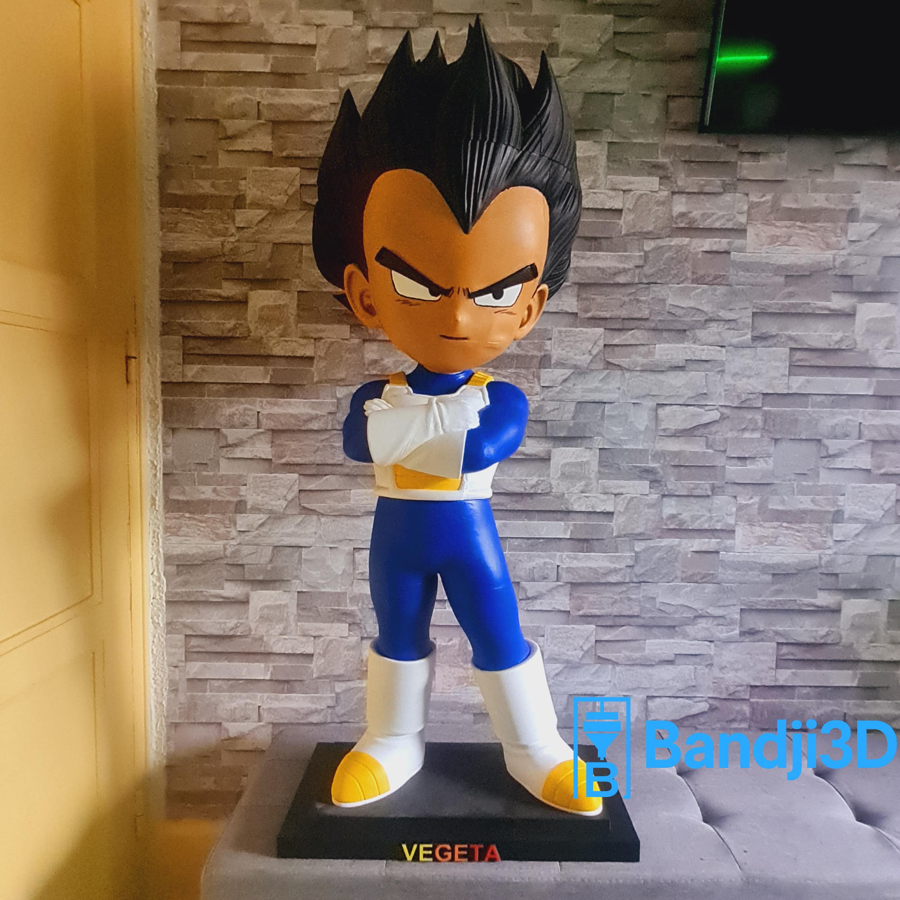 Statue inspirée de l’univers Vegeta 1m10 – Figurine géante style Dragon Ball – Décoration Anime – Impression 3D artisanale – Personnalisable