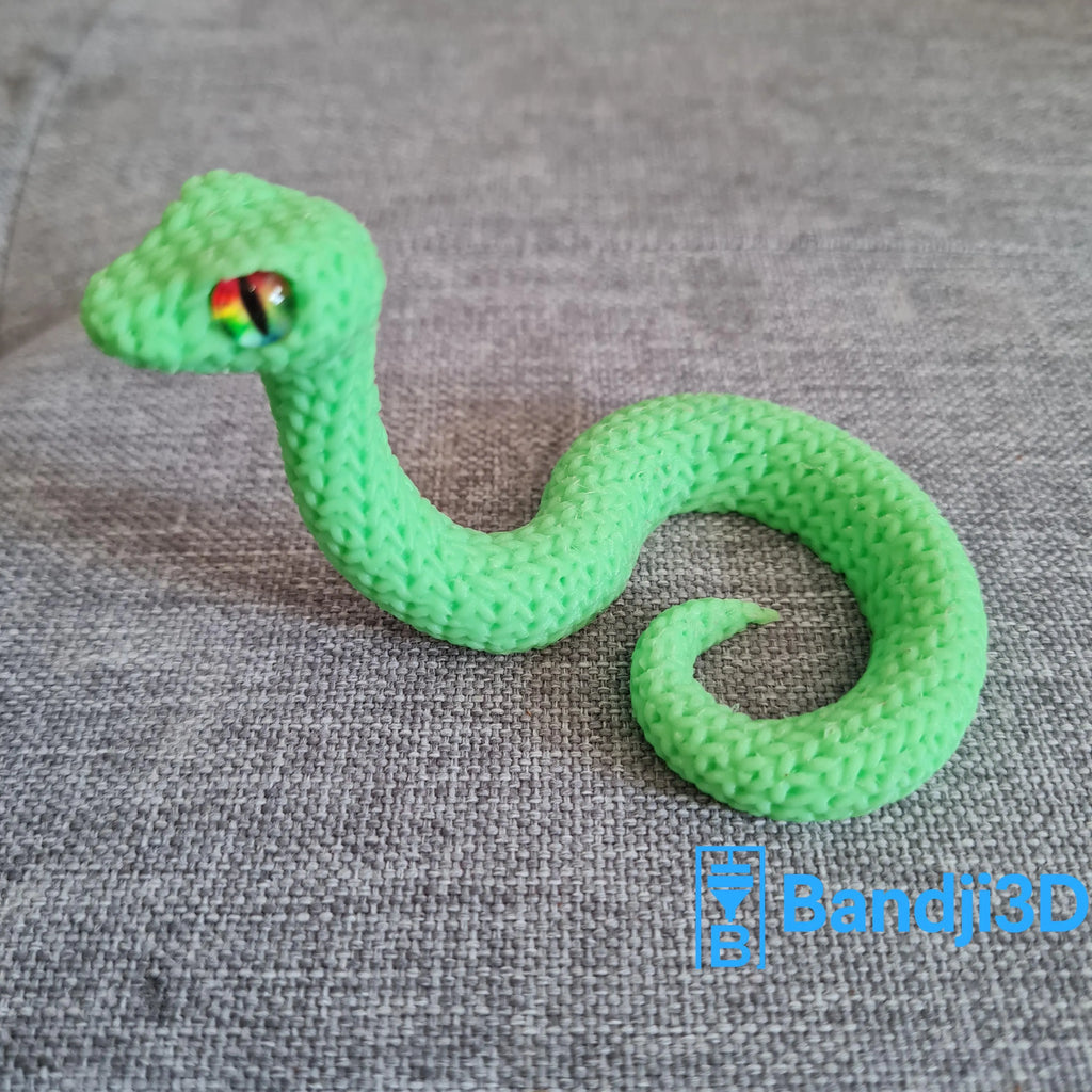 Figurine serpent tricot 3D • Sculpture artisanale • Déco exotique • 3 tailles et 14 couleurs