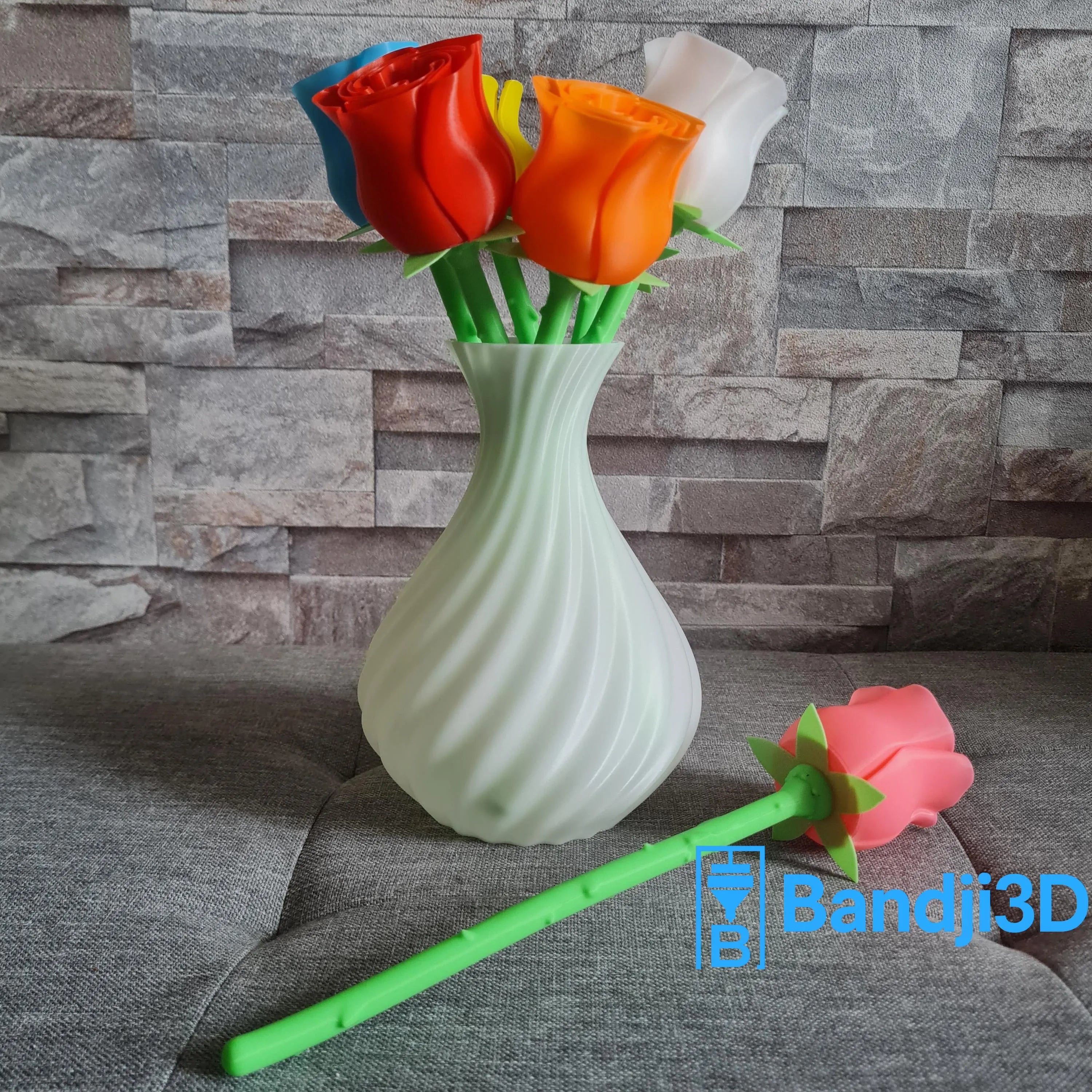 Rose en Impression 3D – À l’Unité ou en Bouquet avec Vase – Cadeau Original & Déco Durable