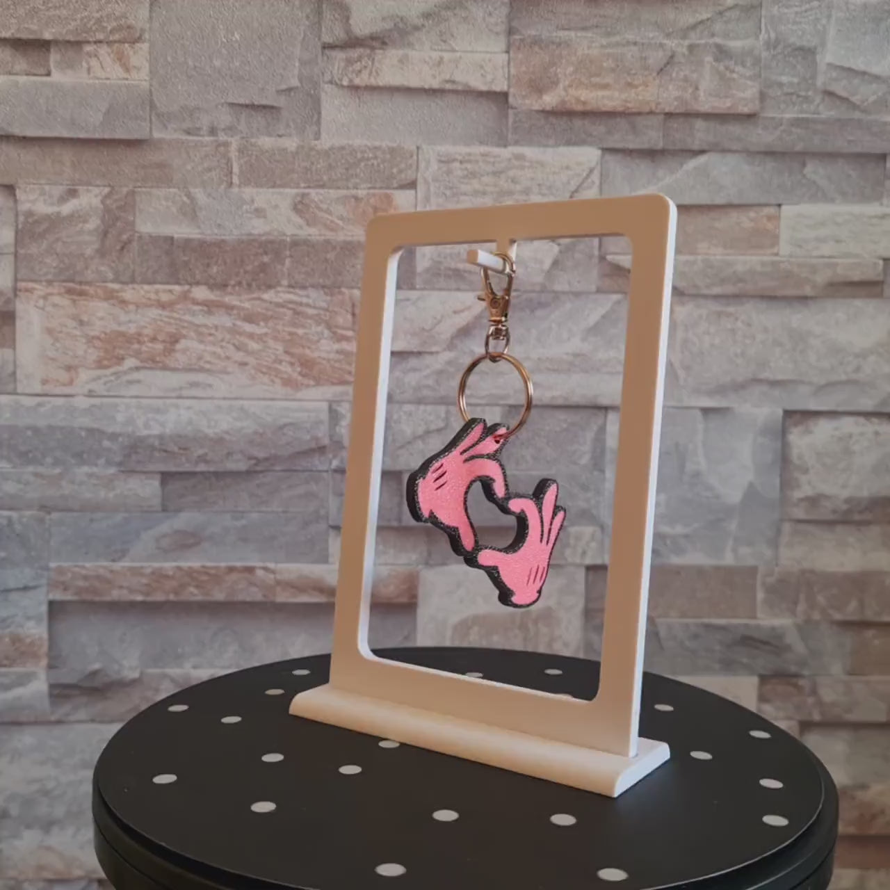 Porte-clés mains cœur cartoon – Accessoire amour et amitié – Cadeau original personnalisé en impression 3D