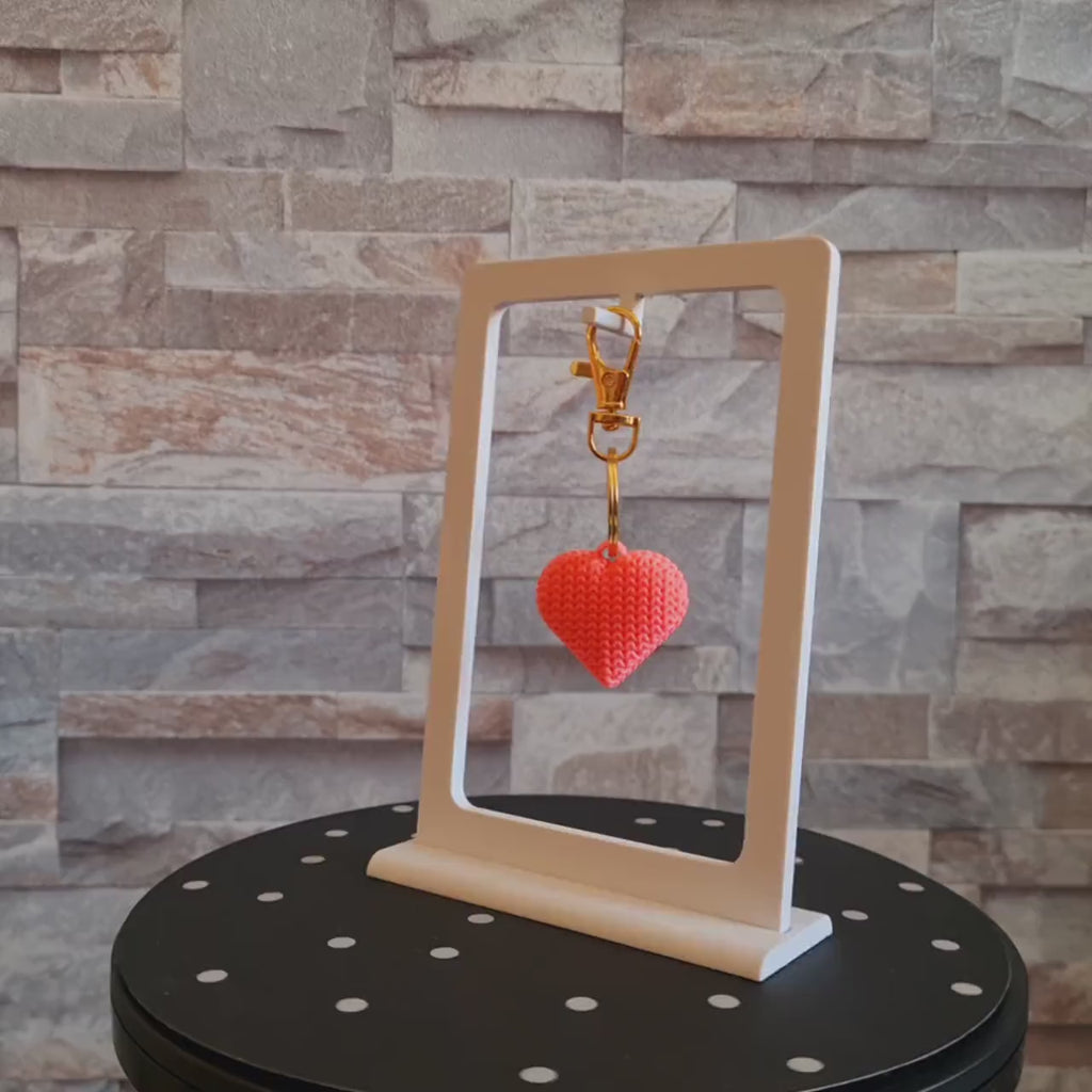Porte‑clés cœur tricot – Accessoire mignon imprimé 3D – Cadeau amour/amitié personnalisable