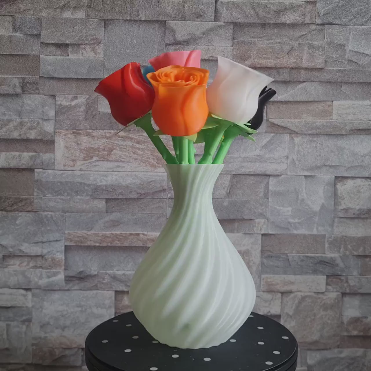 Rose en Impression 3D – À l’Unité ou en Bouquet avec Vase – Cadeau Original & Déco Durable