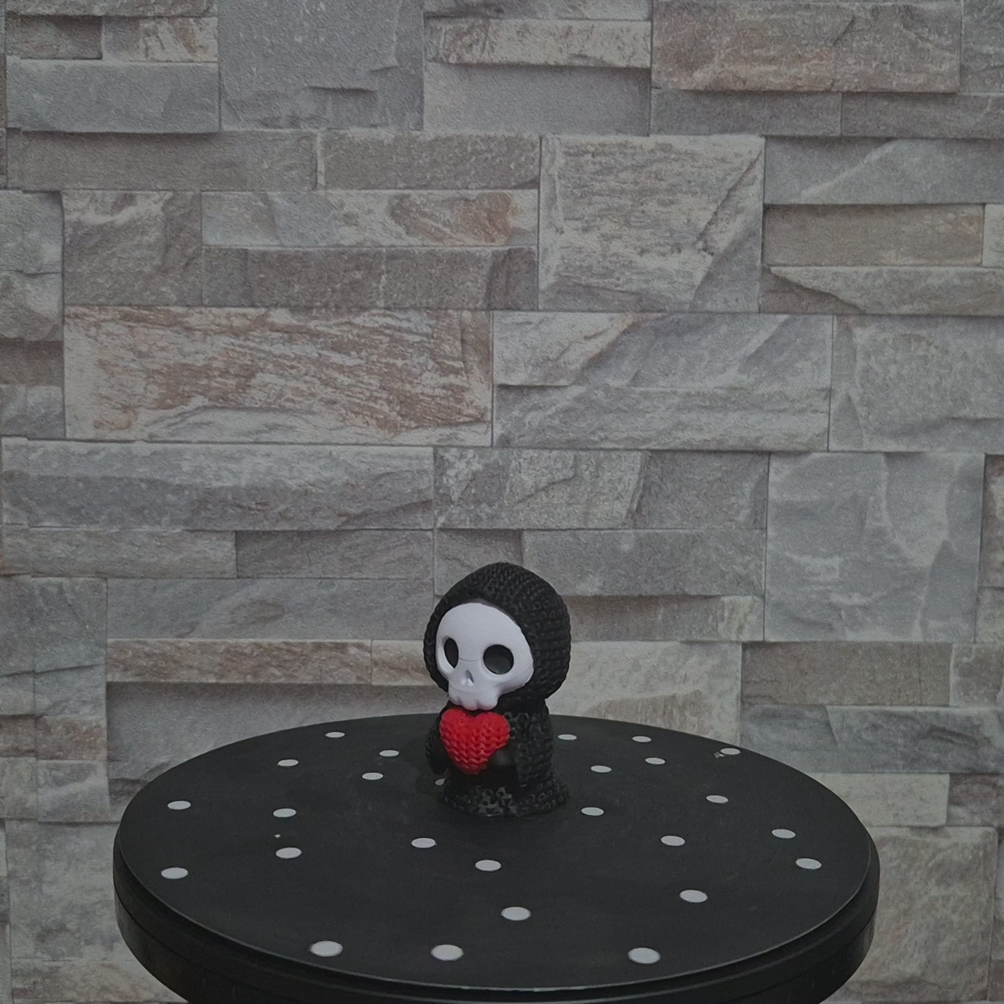 Décoration Squelette Cœur Tricot – Halloween et Saint-Valentin – Figurine 3D